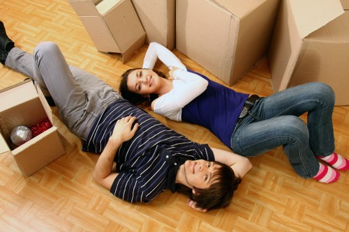 Comprehensive moving services offered by Chiswick removalists